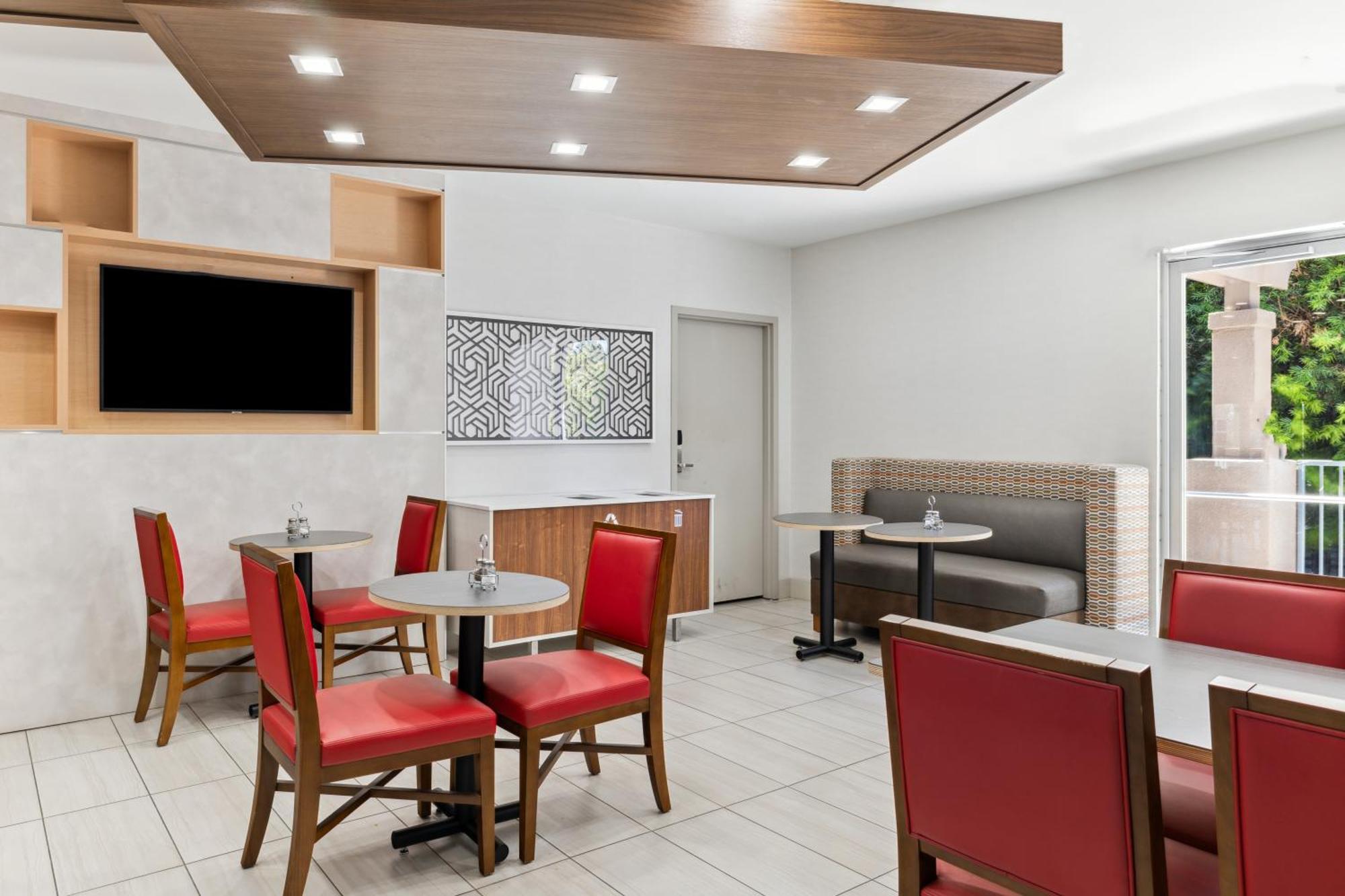 Holiday Inn Express & Suites Mountain View Silicon Valley By Ihg Bagian luar foto