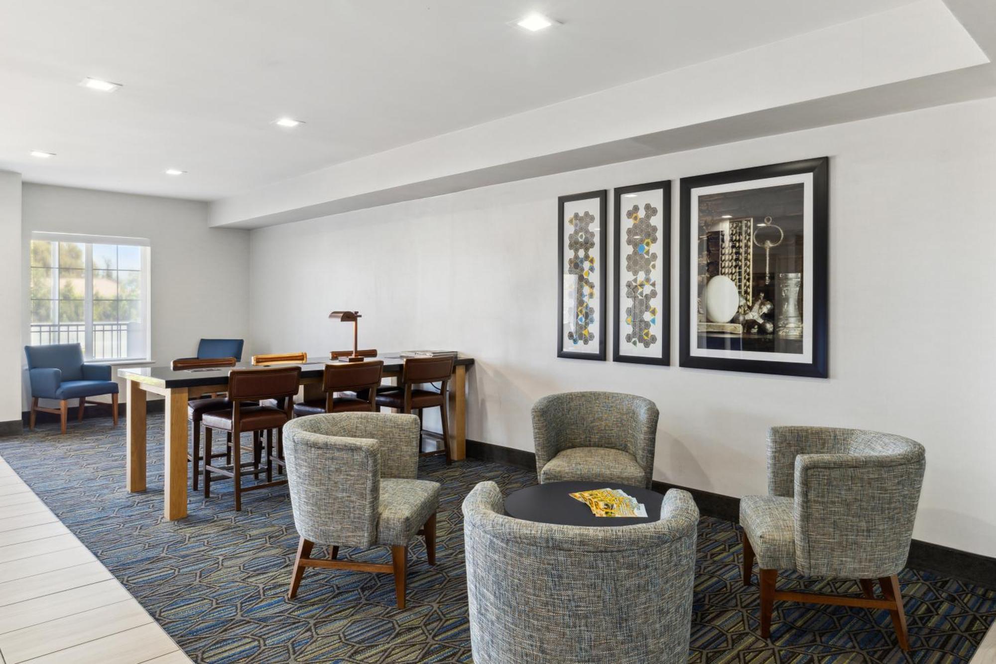 Holiday Inn Express & Suites Mountain View Silicon Valley By Ihg Bagian luar foto