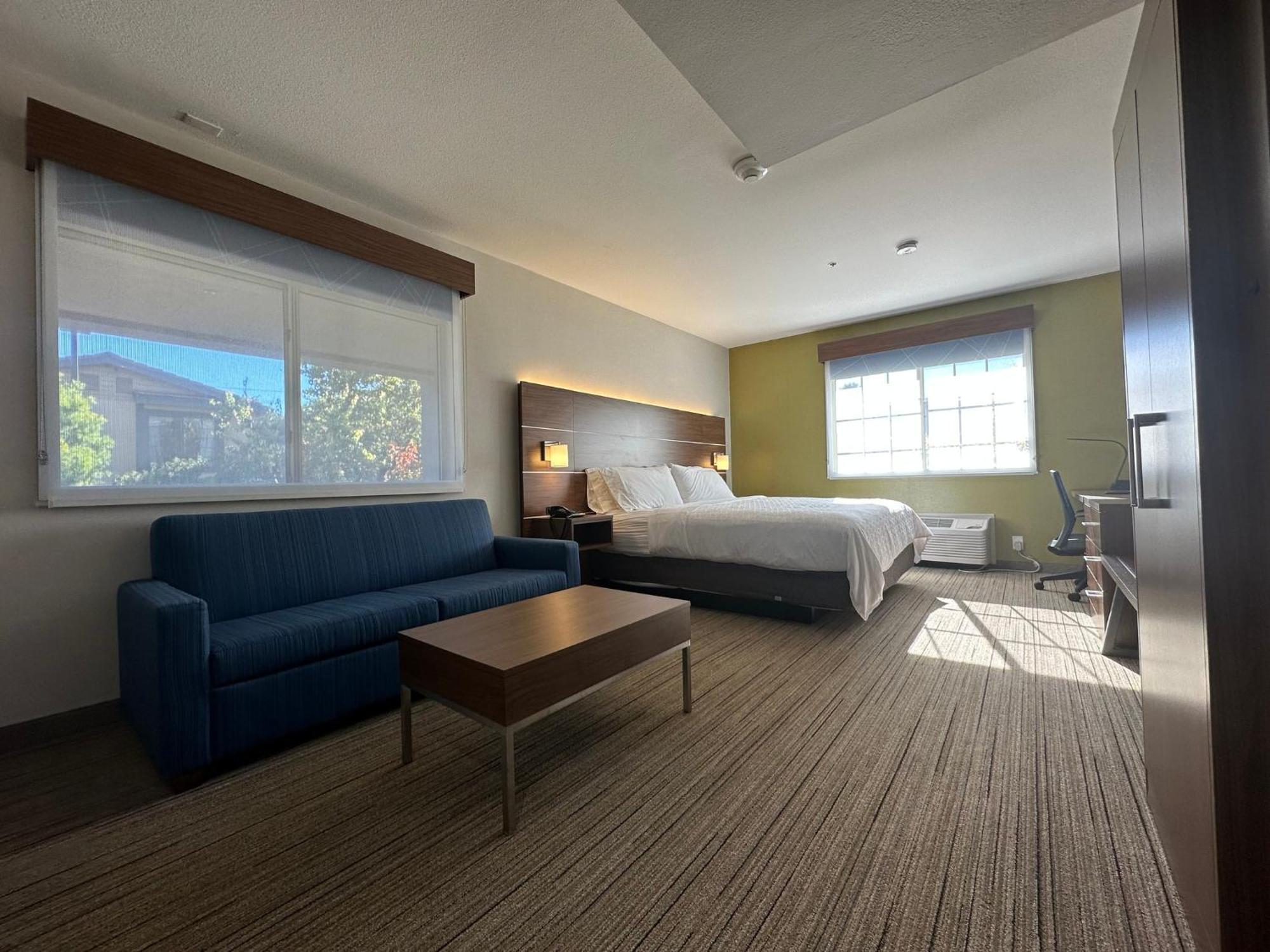 Holiday Inn Express & Suites Mountain View Silicon Valley By Ihg Bagian luar foto
