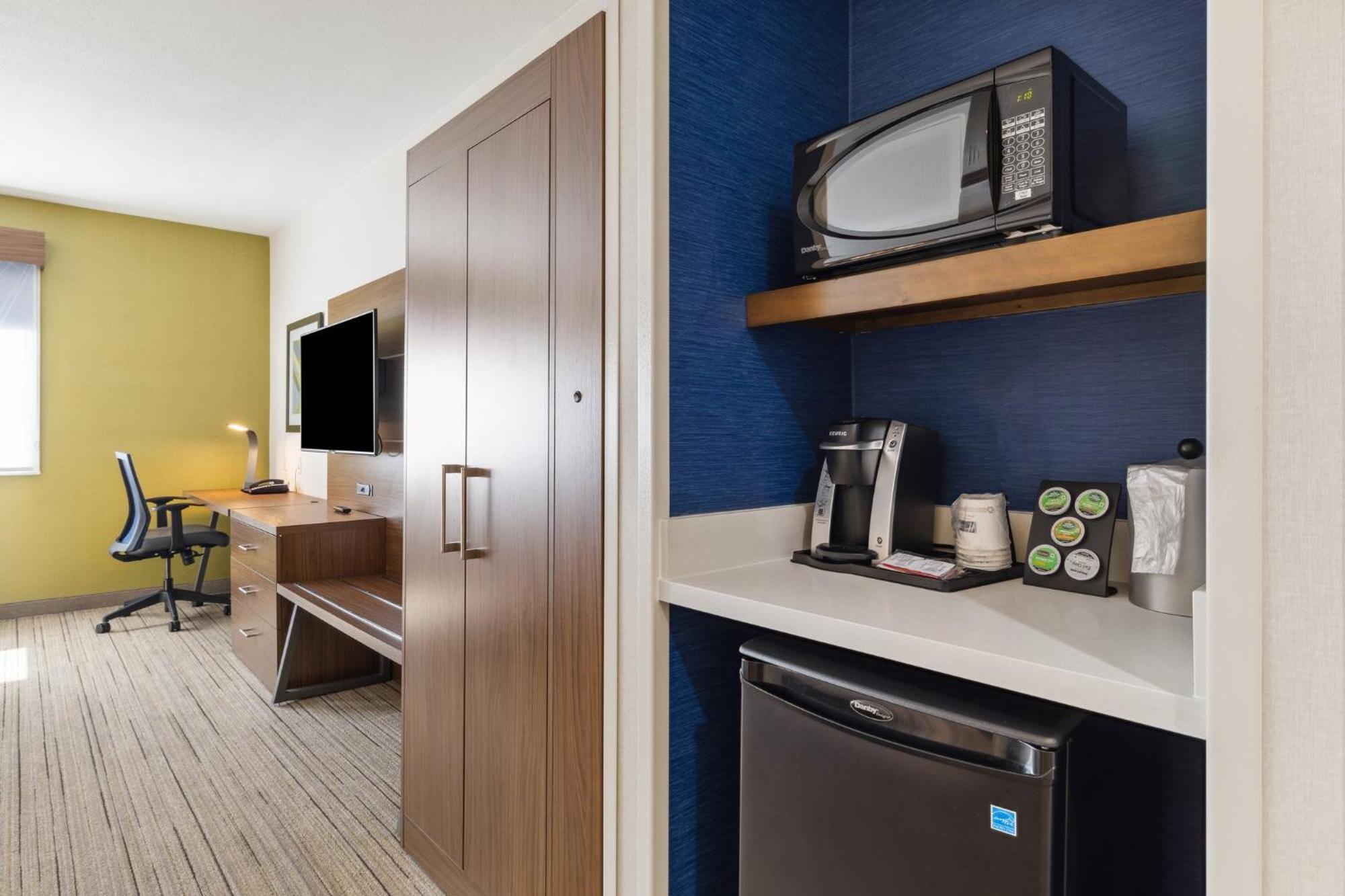 Holiday Inn Express & Suites Mountain View Silicon Valley By Ihg Bagian luar foto